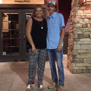 Meet your Posher, Inez